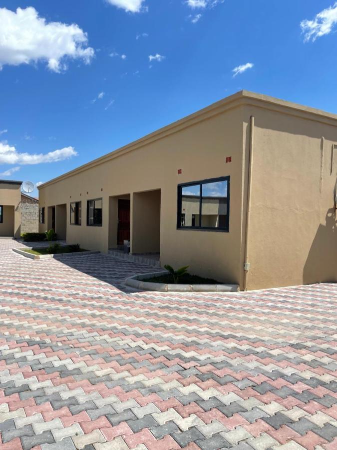 Legends Executive Lodge Choma Exterior foto
